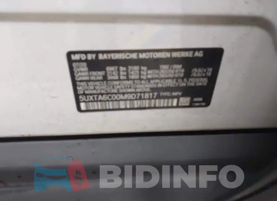 5UXTA6C00M9D71817 Photo# 9