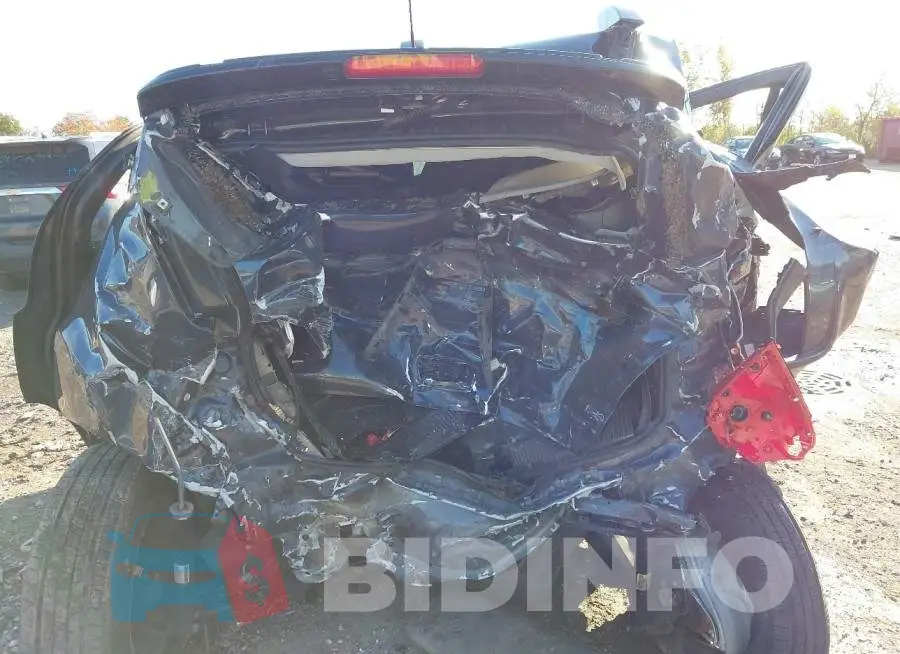 3GNCJLSB7KL134849 Photo# 15
