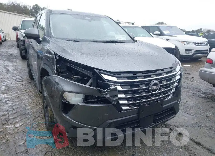 JN8BT3BB4RW431519 Photo# 6