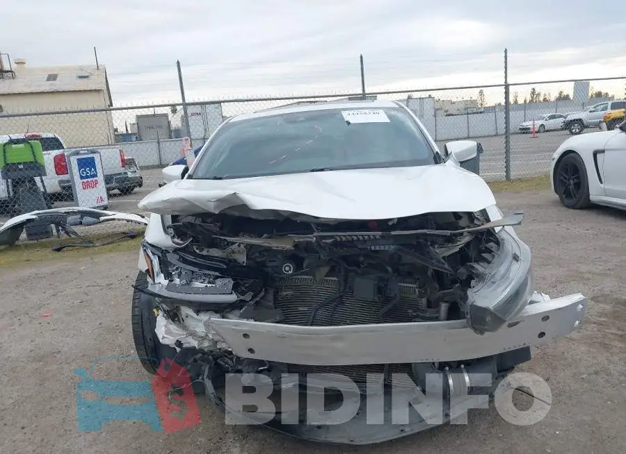 19UDE2F83MA009174 Photo# 6