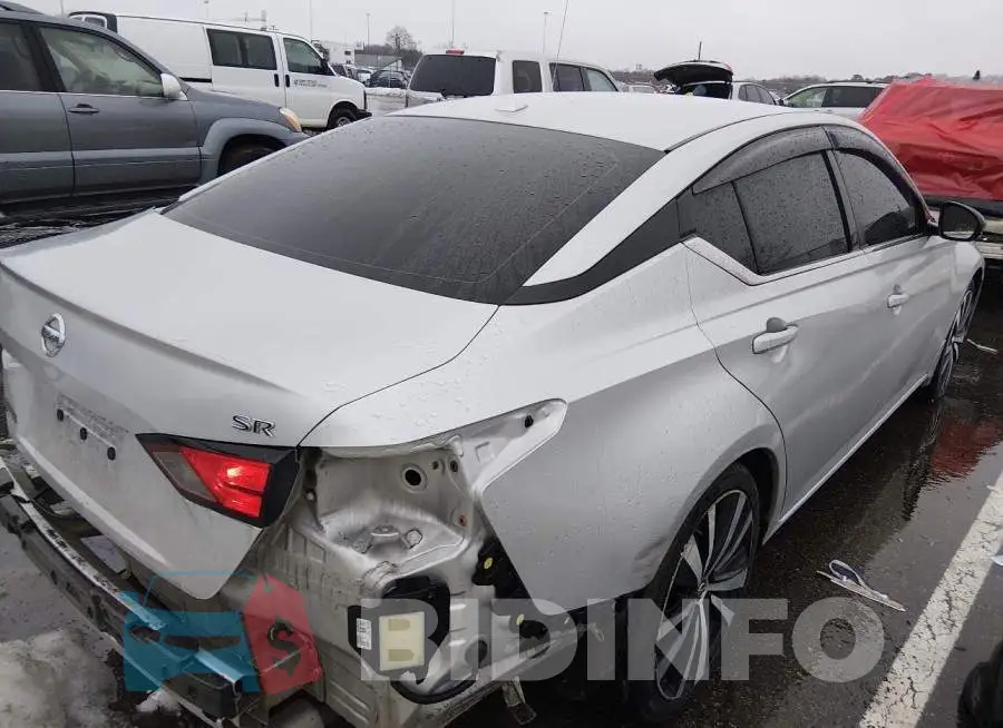 1N4BL4CV2MN305514 Photo# 4