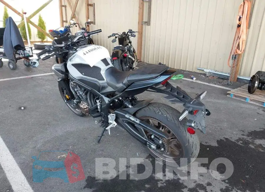MLHRH1654R5000816 Photo# 3