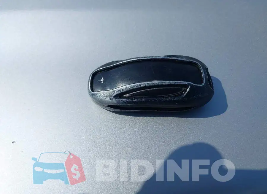 5YJXCDE29GF026583 Photo# 11