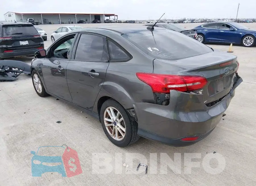 1FADP3F22GL238079 Photo# 3