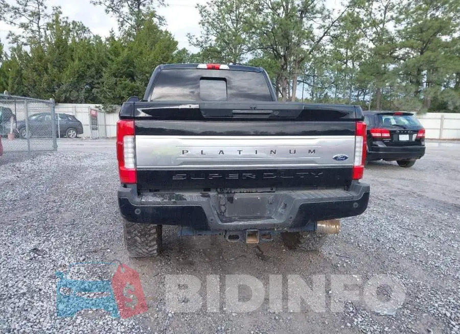 1FT8W3BT1HED39889 Photo# 16