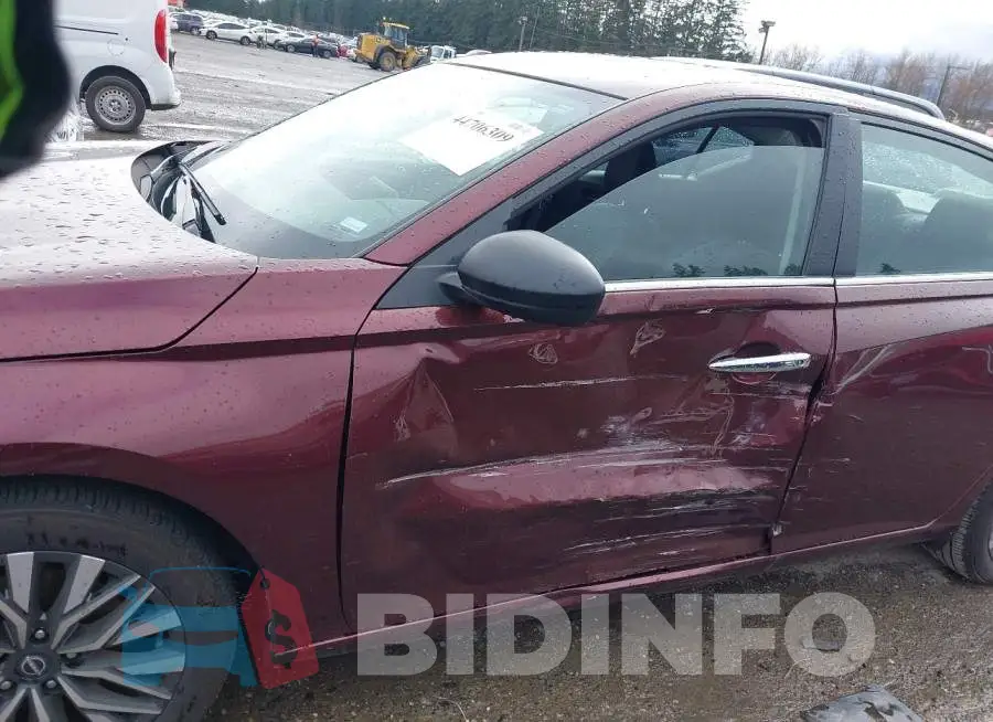 1N4BL4DV0SN335042 Photo# 6
