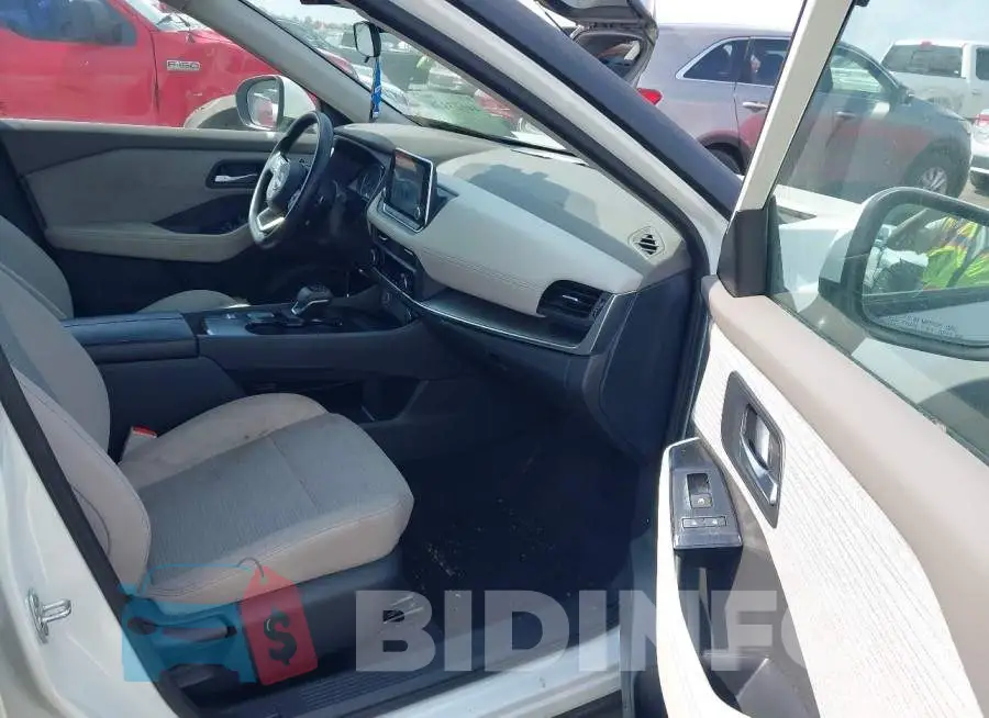 5N1BT3BAXPC841139 Photo# 5