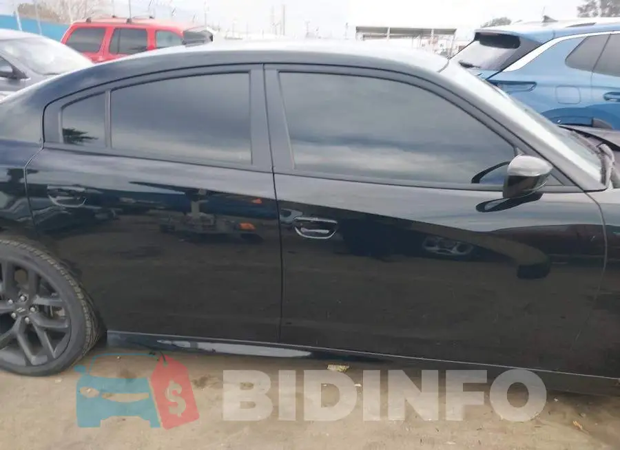 2C3CDXHG8PH671356 Photo# 13