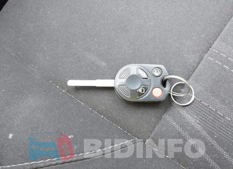1FADP3E29GL210507 Photo# 11