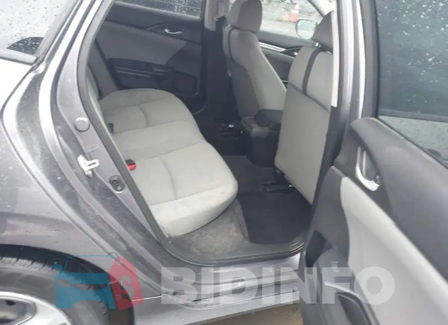 19XFC2F62LE210474 Photo# 8