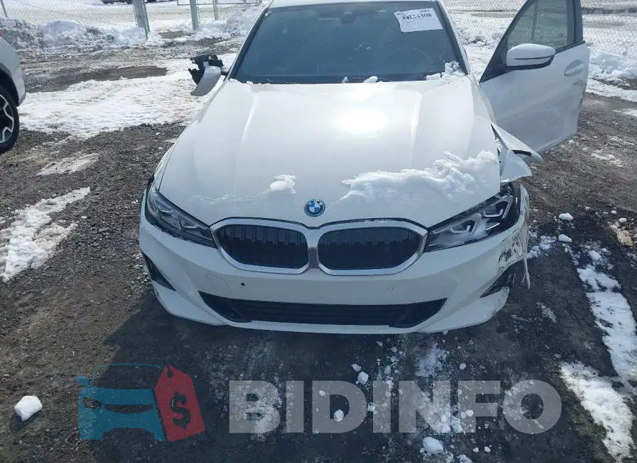 3MW39FF01R8E80207 Photo# 6