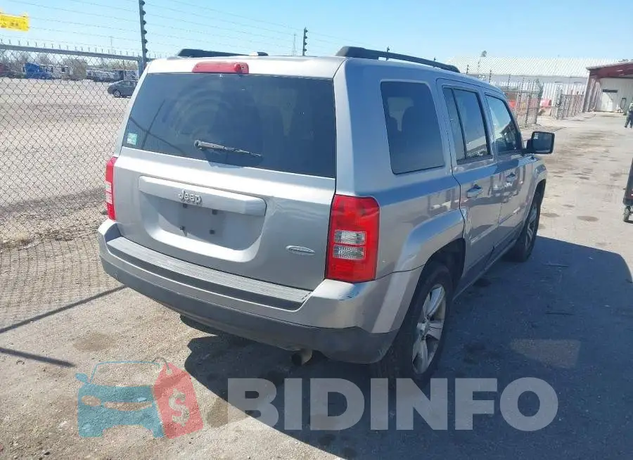 1C4NJPFA5GD599265 Photo# 4