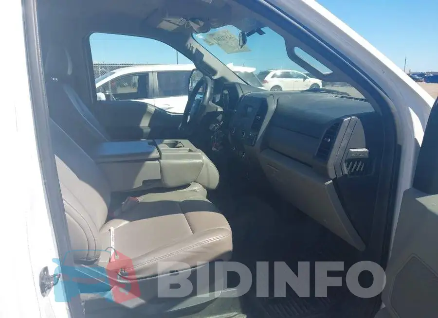 1FDRF3G69JEC69583 Photo# 5