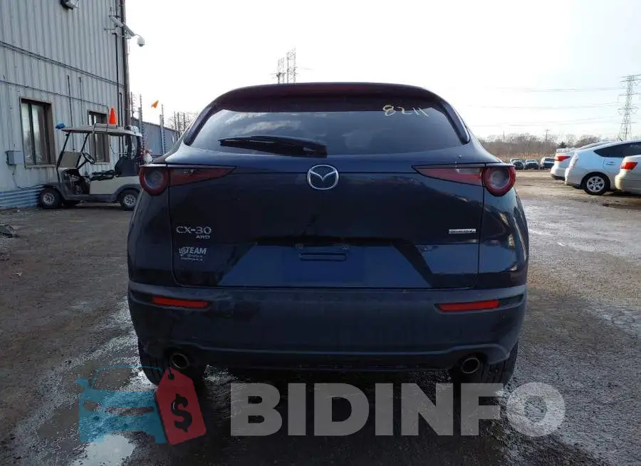 3MVDMBBL7MM270921 Photo# 16