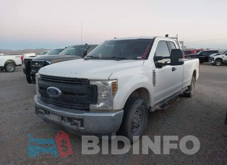 1FT8X3A69JEC12421 Photo# 2