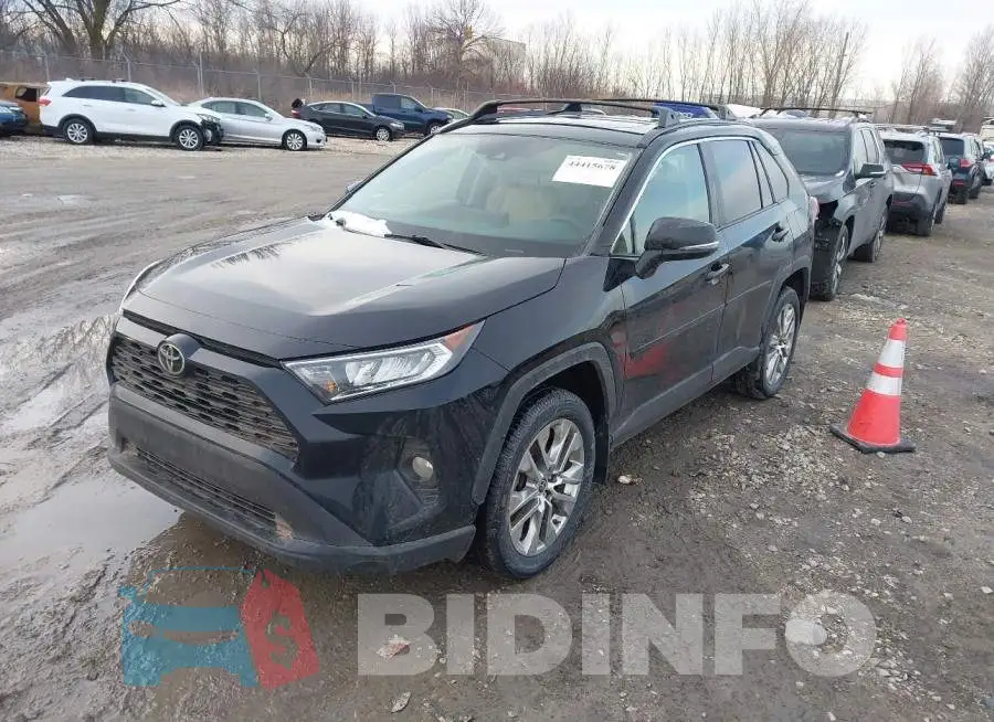 2T3A1RFV1MC234398 Photo# 2