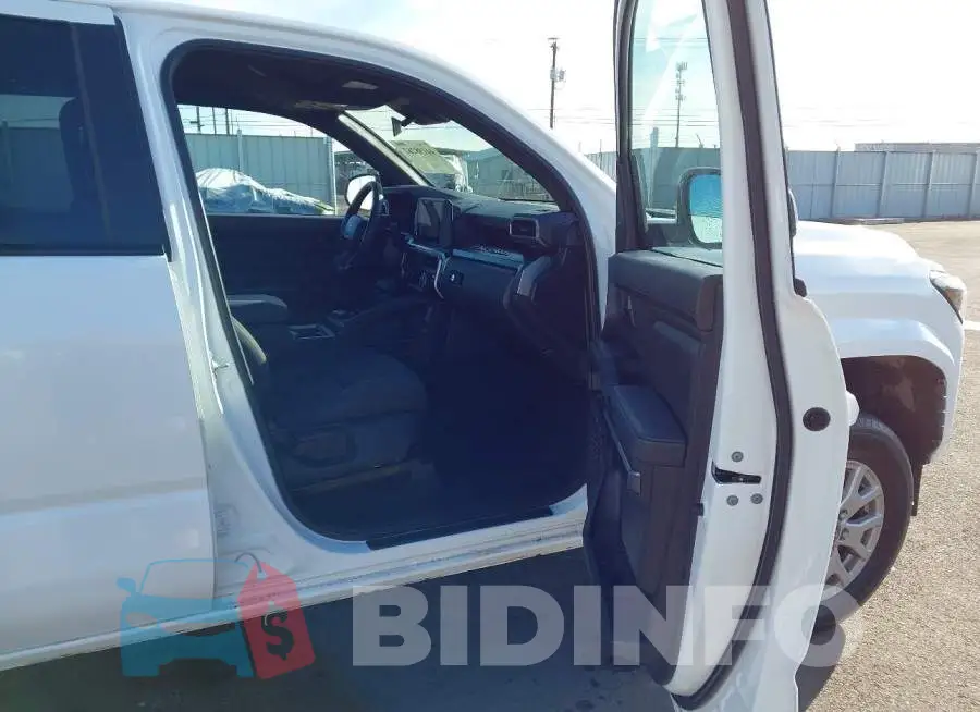 3TMLB5JN2SM180855 Photo# 5