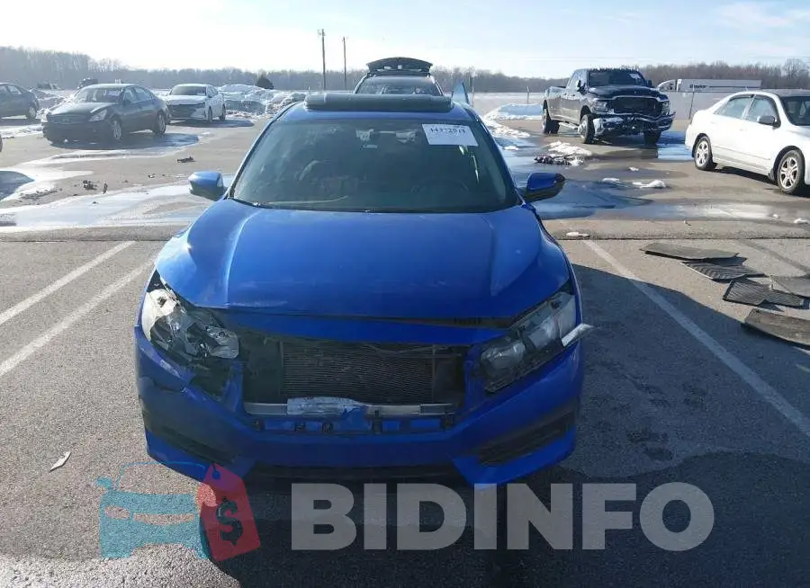 19XFC2F74JE025185 Photo# 12