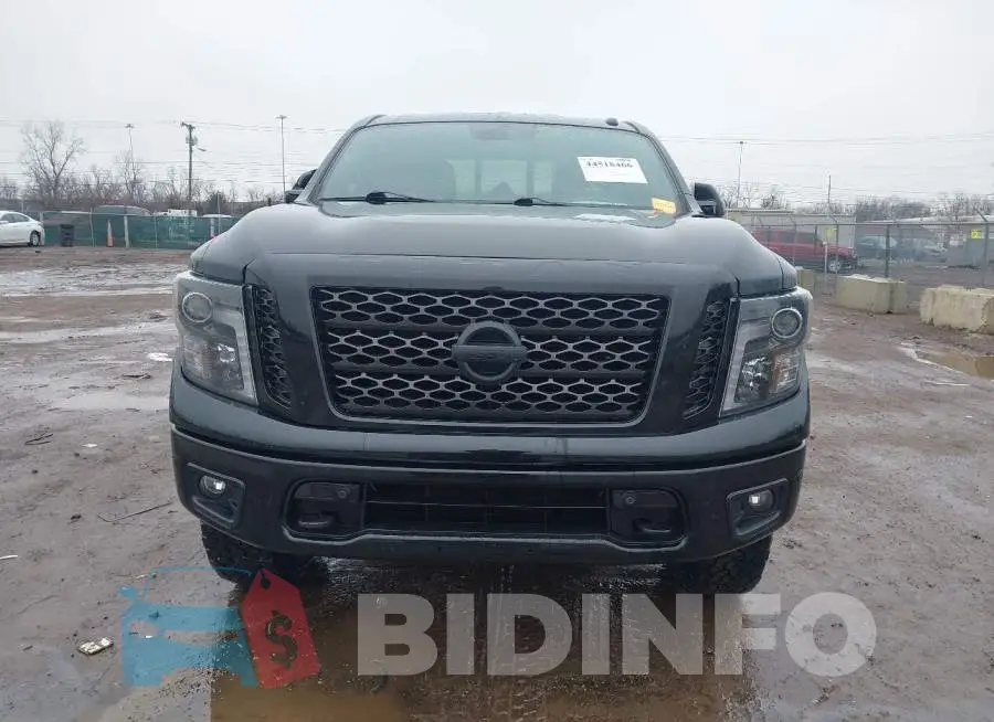 1N6AA1E55JN548346 Photo# 12