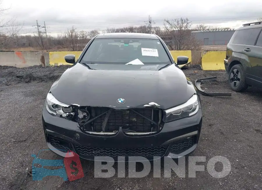 WBA7E4C59KGV70309 Photo# 12
