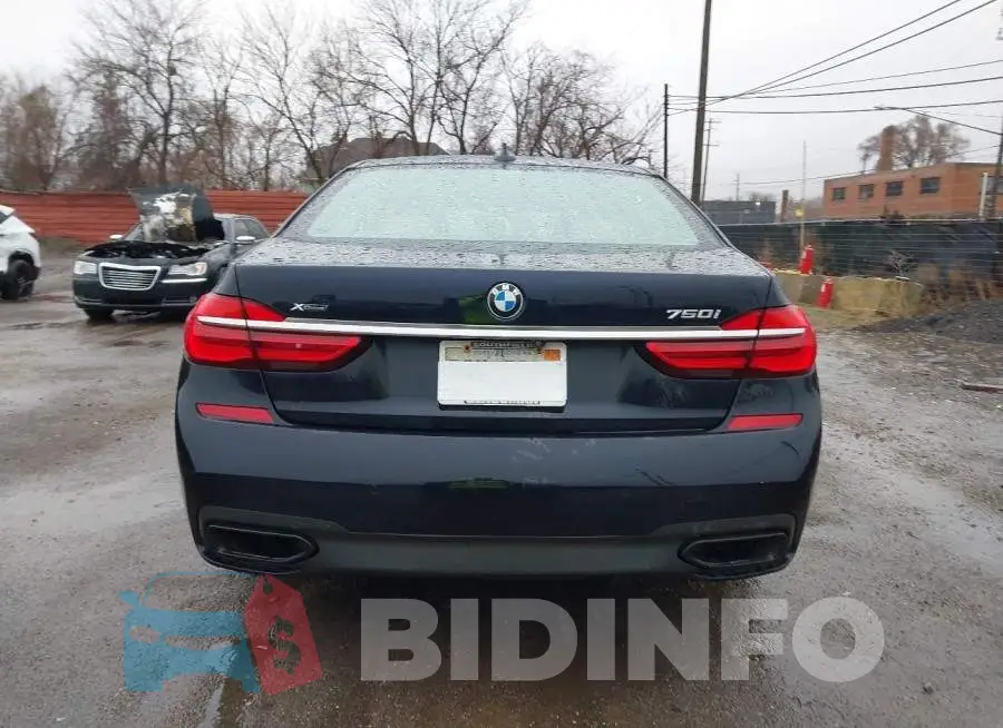 WBA7F2C5XGG420220 Photo# 16