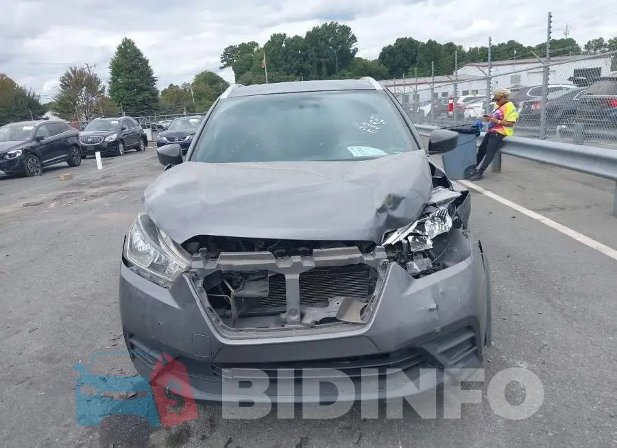 3N1CP5CU8JL537632 Photo# 12