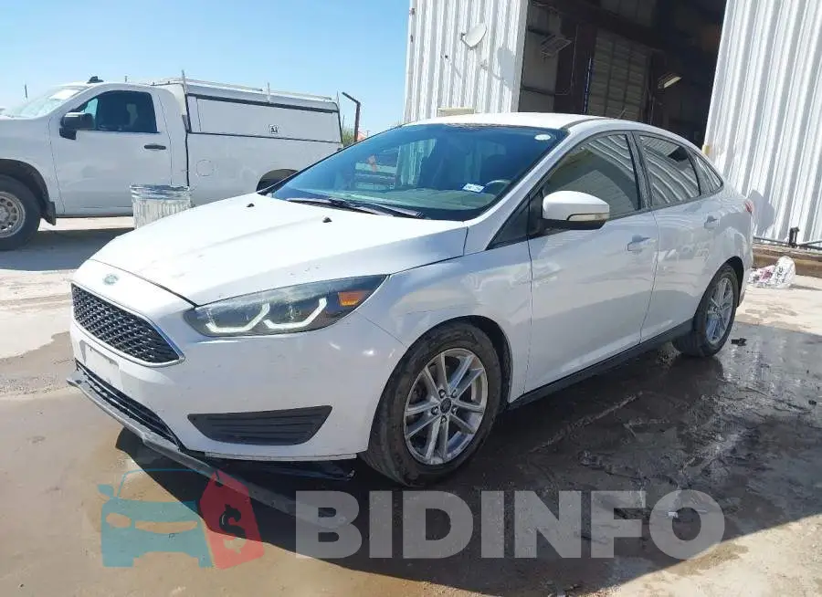 1FADP3F22GL319857 Photo# 2
