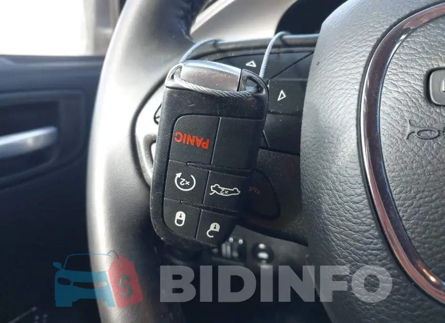 2C3CDXBG7PH702864 Photo# 11
