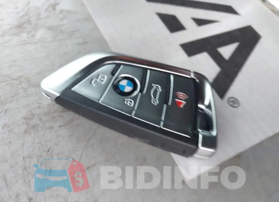 WBA5R7C50KAJ87522 Photo# 11