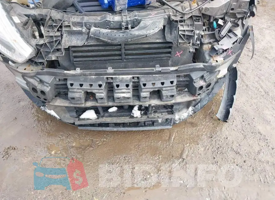 1FADP3F24JL237653 Photo# 6