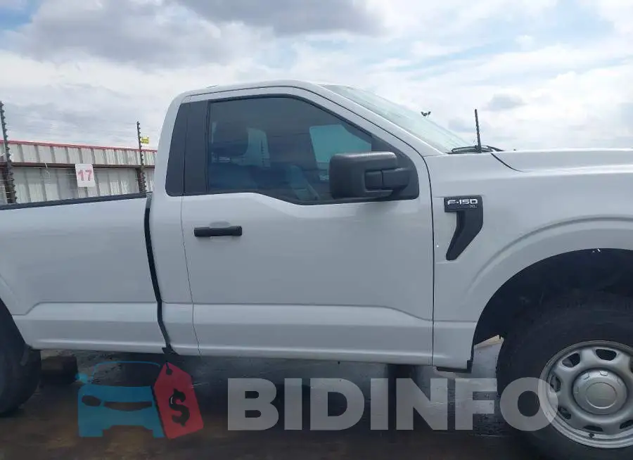 1FTMF1LP1RKF32258 Photo# 14