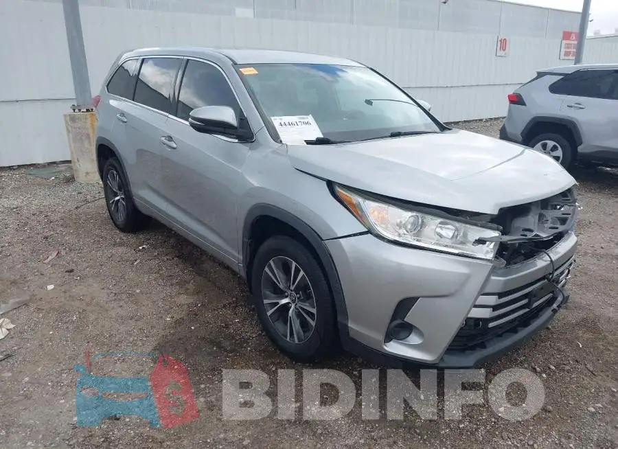 5TDZZRFH3JS247235 Photo# 1