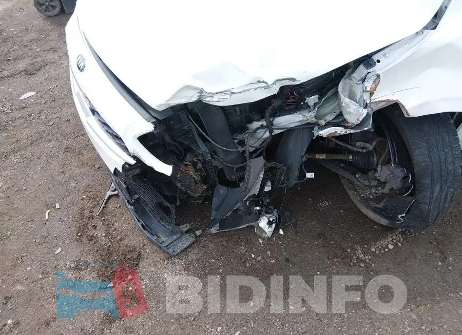 3KPF24AD8KE121270 Photo# 6