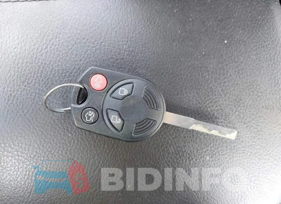 1FADP3M25HL208708 Photo# 11