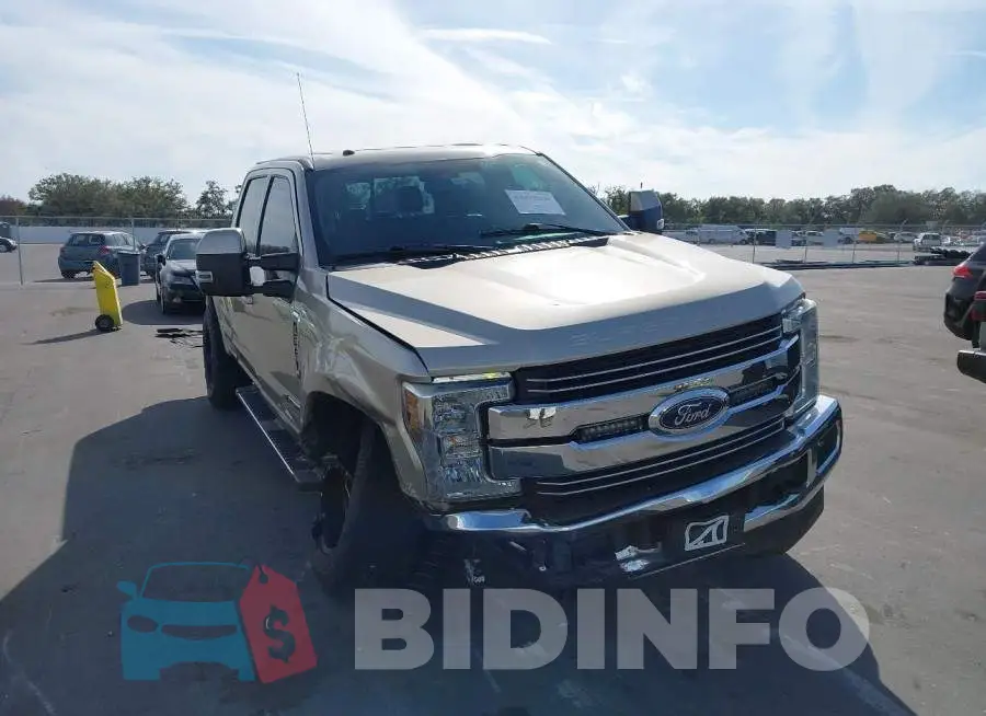 1FT7W2BT9JEB16317 Photo# 1