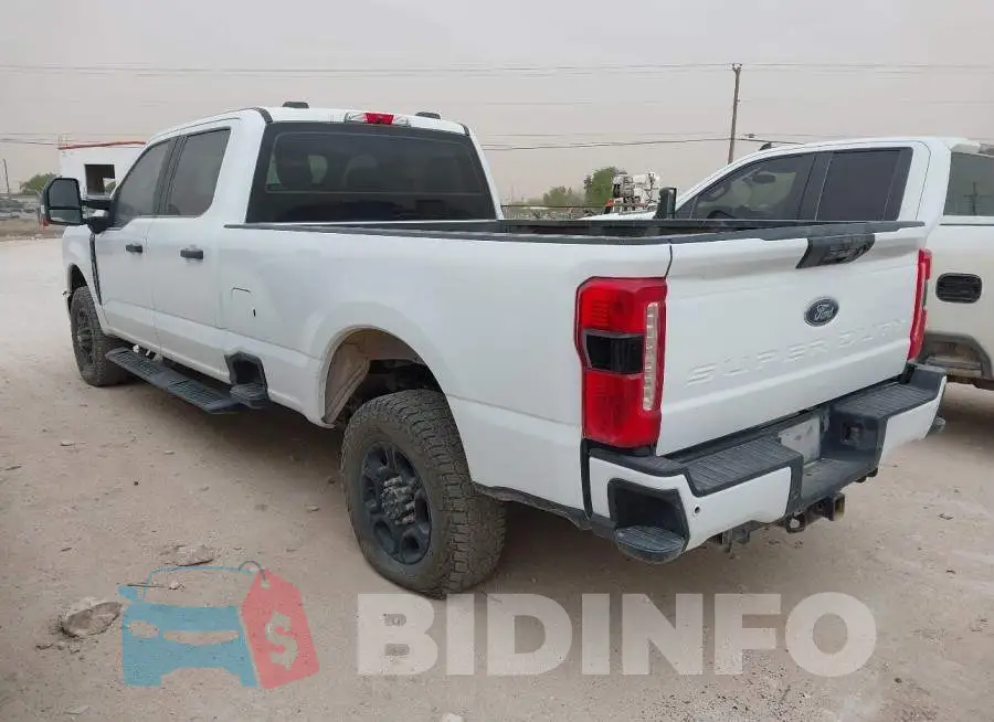 1FT8W2BN2PEC55283 Photo# 3