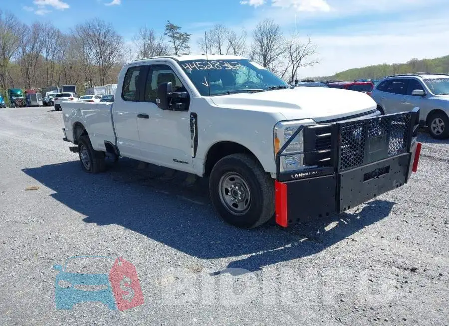 1FT8X3BT3PEE03474 Photo# 1