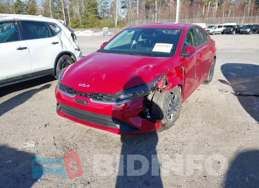 3KPF24AD0PE682800 Photo# 2