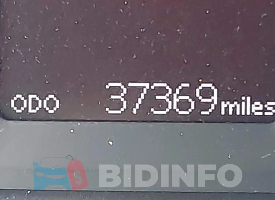 2T1BURHE0JC120082 Photo# 15