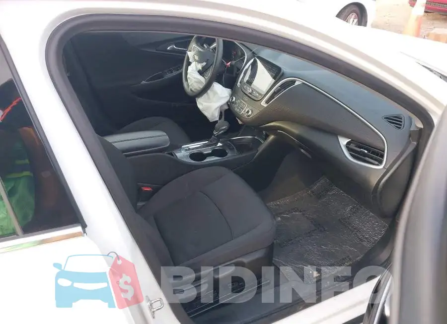 1G1ZD5ST5RF103708 Photo# 5