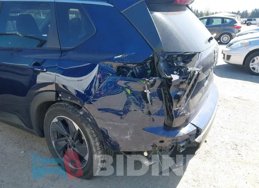 5N1BT3BA4SC771517 Photo# 6