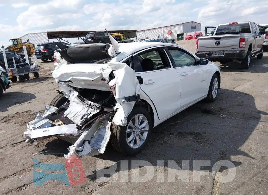 1G1ZD5ST8SF141858 Photo# 4