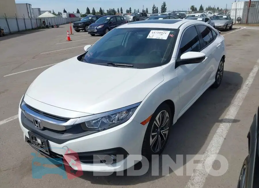 19XFC1F76GE210826 Photo# 2