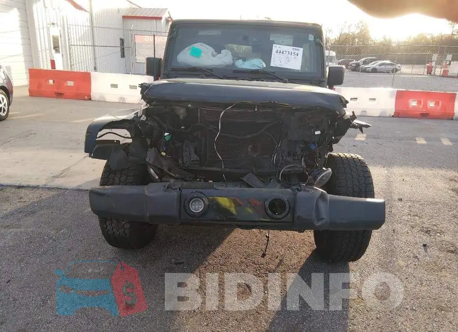 1C4BJWEG2HL679035 Photo# 13