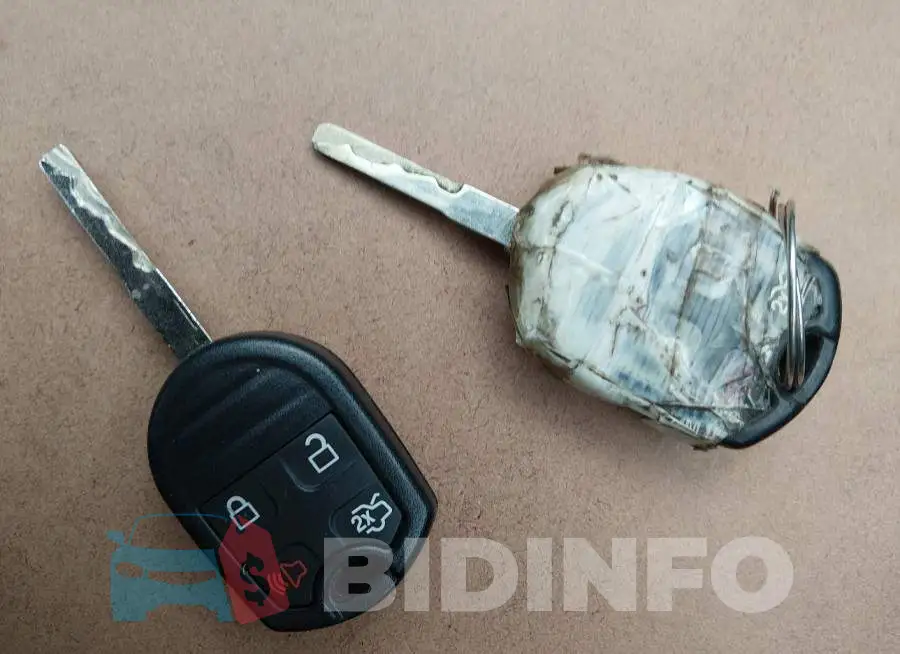 3FADP4BJ4JM112136 Photo# 11