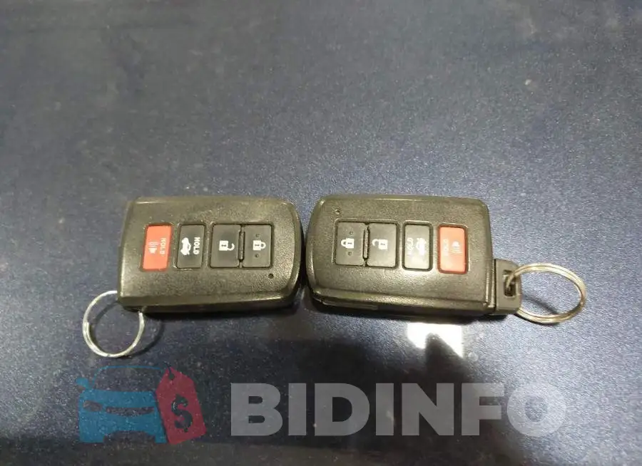 4T1BF1FK8HU698010 Photo# 11