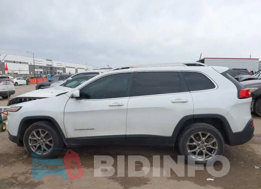 1C4PJLLB3JD621754 Photo# 14