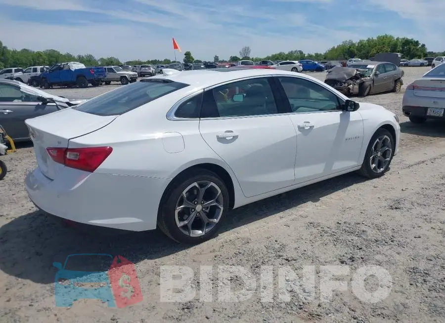 1G1ZD5ST0RF130380 Photo# 4