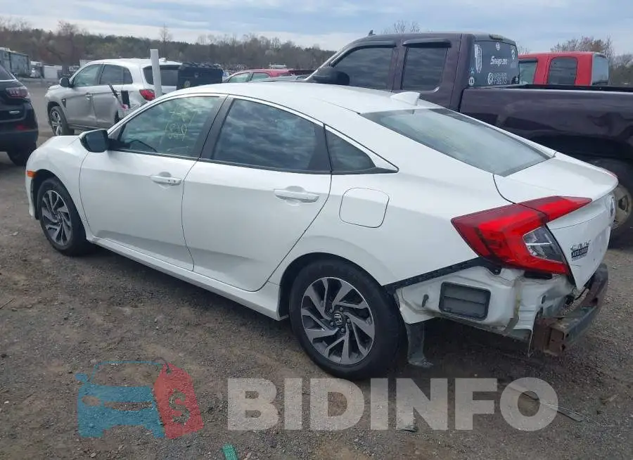 19XFC2F71HE016437 Photo# 3