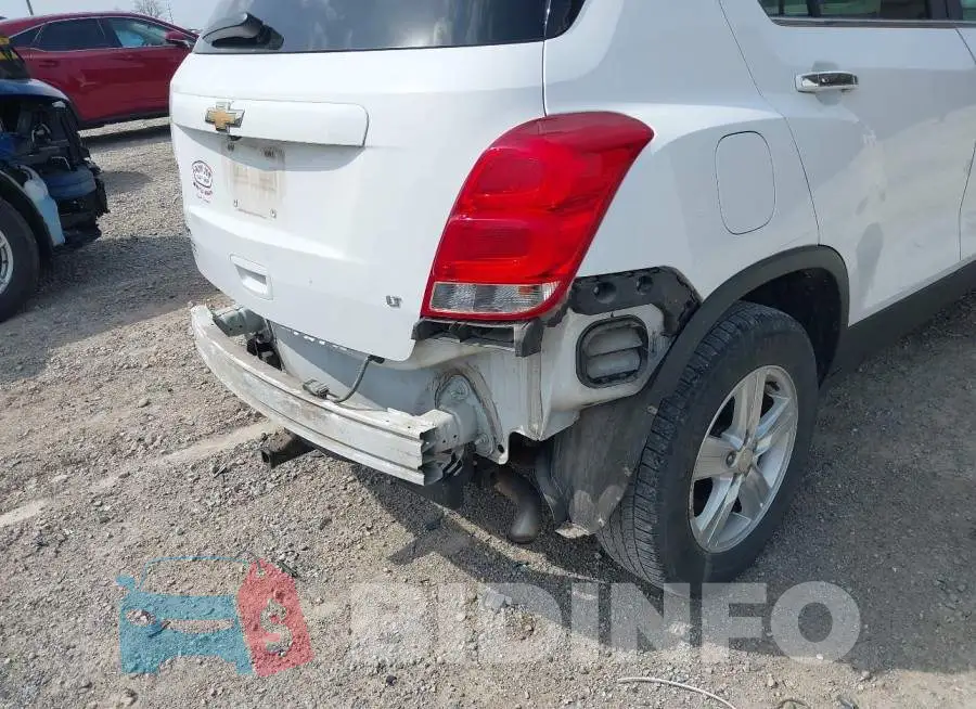 3GNCJLSB8HL215657 Photo# 14